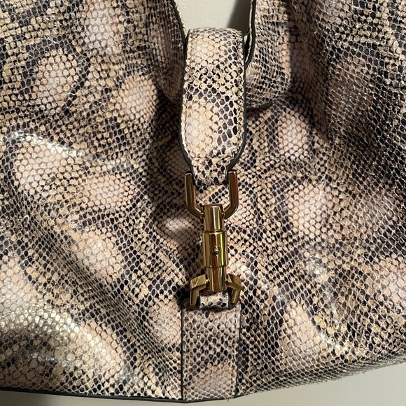 G.I.L.I Embossed Leather Hobo Bag - Picture 5 of 13